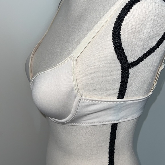 Josie Padded Underwire Bra - Picture 10 of 15